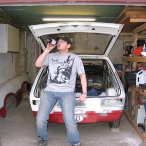 auf gute freunde trinken!