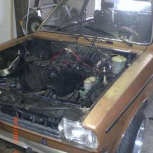 nu iss leer der Motorraum
