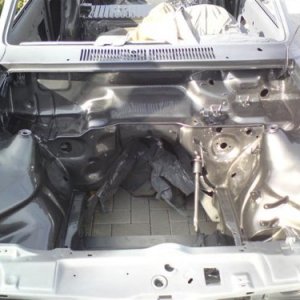 Die ersten Lackierarbeiten