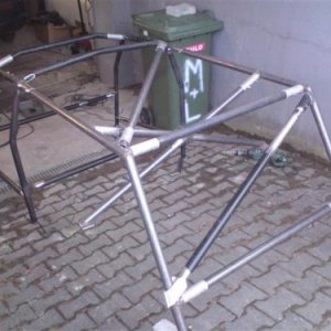 Käfig ausgebaut