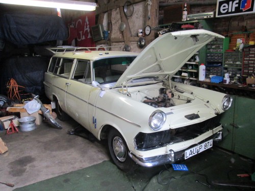 Fastbacks Caravan